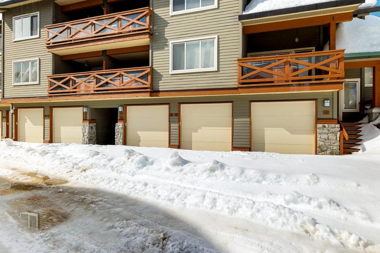 Apartmán Trappers Crossing 28 Big White Exteriér fotografie